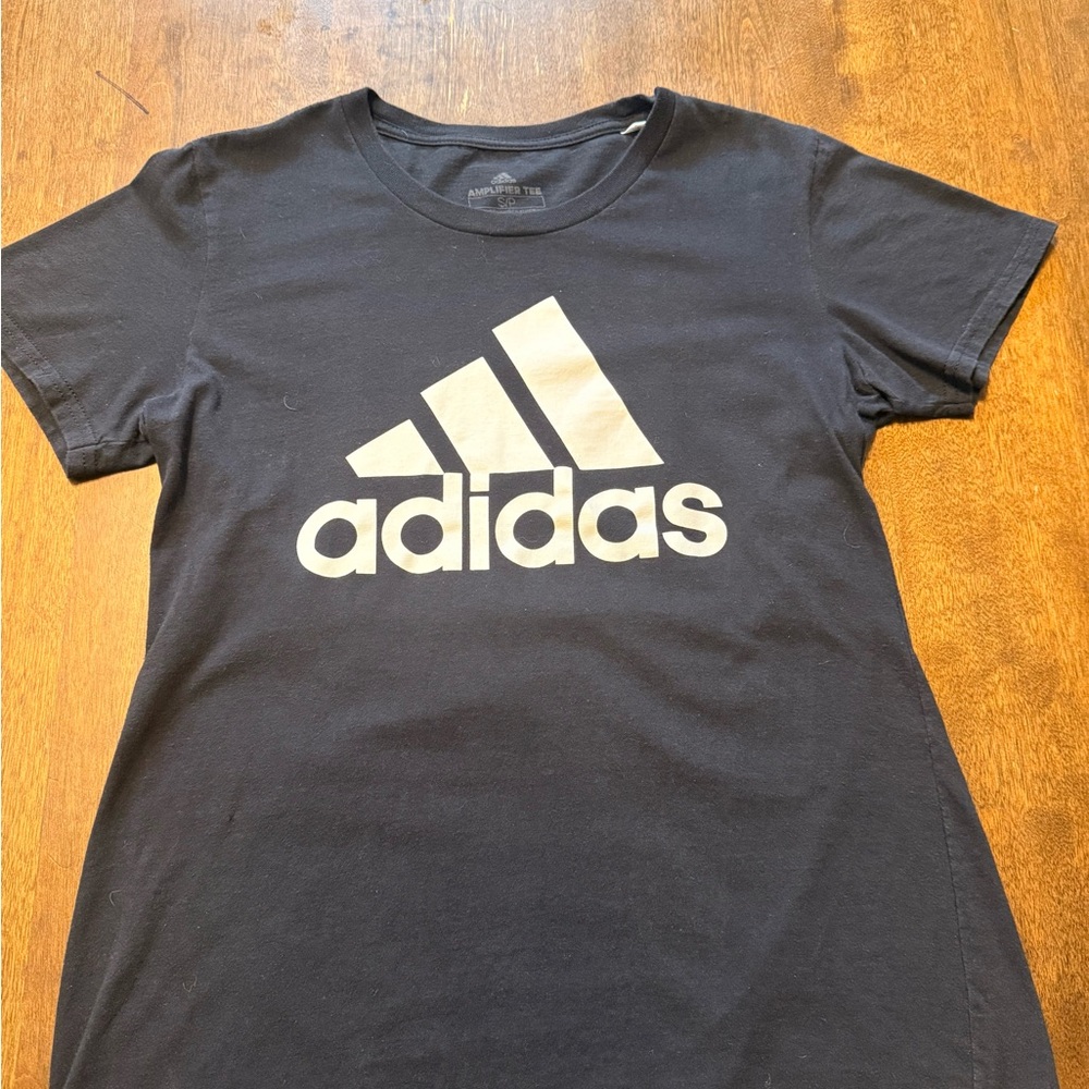 Adidas Logo Tee Black Small Amplifier T-Shirt